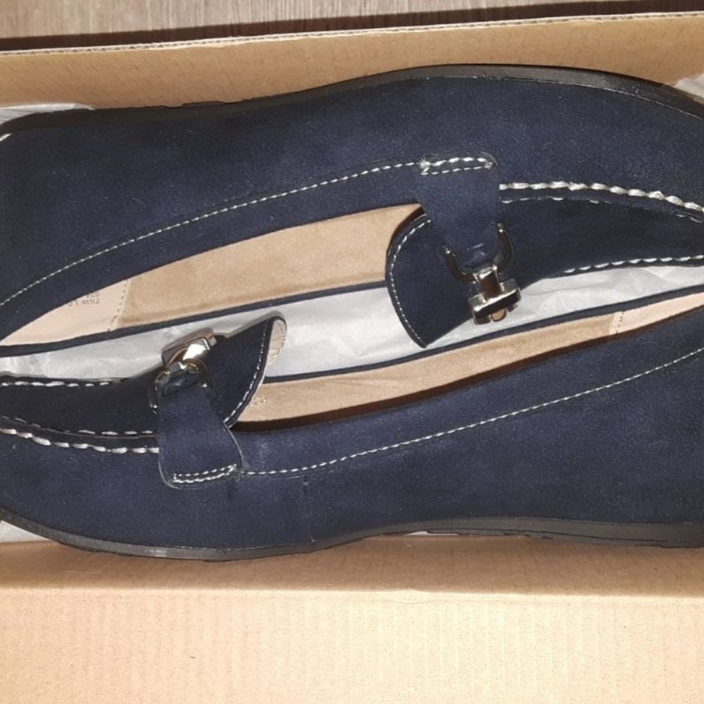 Liz Claiborn Navy Loafers